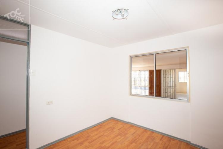 CASA ACOGEDORA CON MARAVILLOSA VISTA DE LA CIUDAD