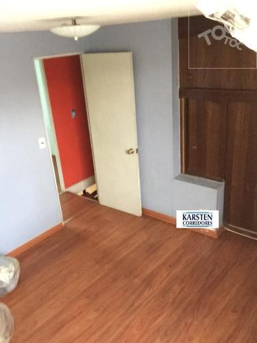 ARRIENDO CASA DE DOS PISOS CON 3D 1B EN COMUNA DE QUILICURA / VILLA LOS ADOBES