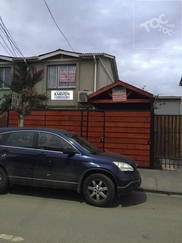 ARRIENDO CASA DE DOS PISOS CON 3D 1B EN COMUNA DE QUILICURA / VILLA LOS ADOBES