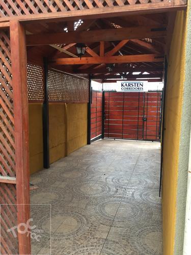 ARRIENDO CASA DE DOS PISOS CON 3D 1B EN COMUNA DE QUILICURA / VILLA LOS ADOBES