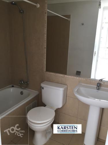 ARRIENDO DEPARTAMENTO EN UN SÉPTIMO PISO DE 1D 1B DE 26 M2 APROX. A DOS CUADRAS DEL METRO ESTACIÓN SANTA ANA EN SANTIAGO CENTRO