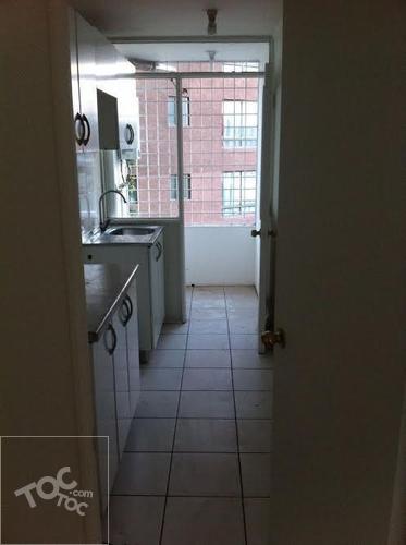 ARRIENDO DEPARTAMENTO EN SEGUNDO PISO CON 3D 2B A UNOS 15-20 MINUTOS CAMINADO AL METRO ESTACIÓN DORSAL COMUNA DE RECOLETA / DISPONIBLE INMEDIATAMENTE