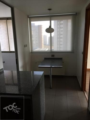 BROKER ARRIENDA 4D+3B+SE+2 EST.+1B