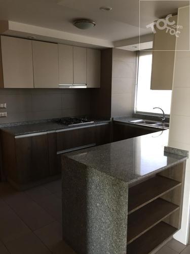 BROKER ARRIENDA 4D+3B+SE+2 EST.+1B
