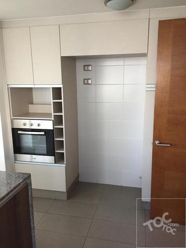 BROKER ARRIENDA 4D+3B+SE+2 EST.+1B