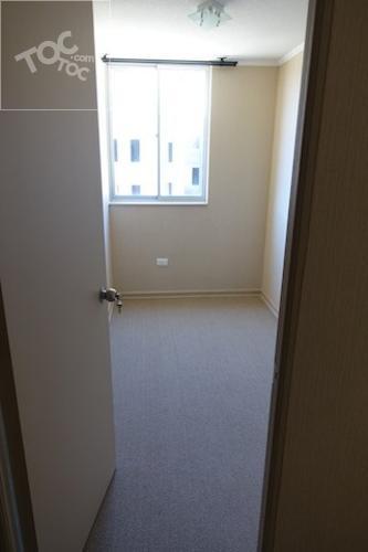 Vendo en Las Terrazas de Collao, dp 3 dorm, 1 baño, 2 estac.piso 4