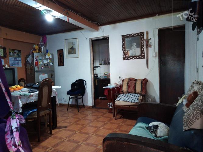 Excelente ubicación de Cerrillos, para remodelar.