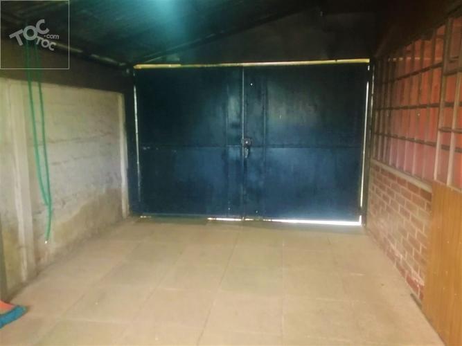 Casa con amplio terreno
