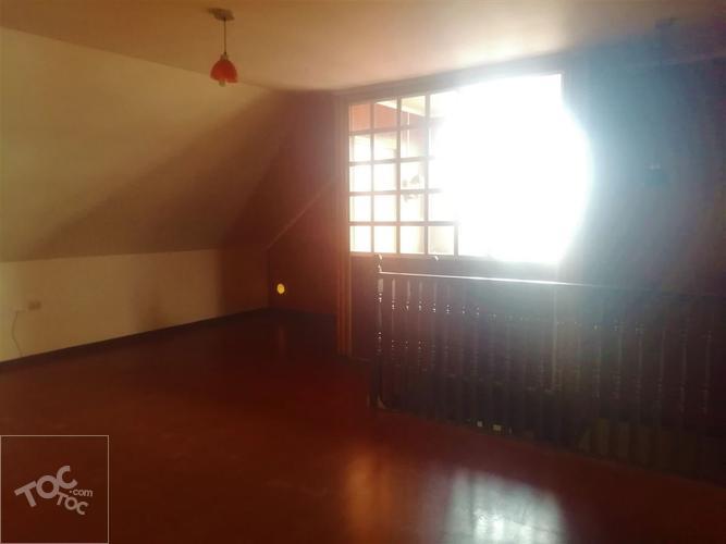 Casa con amplio terreno