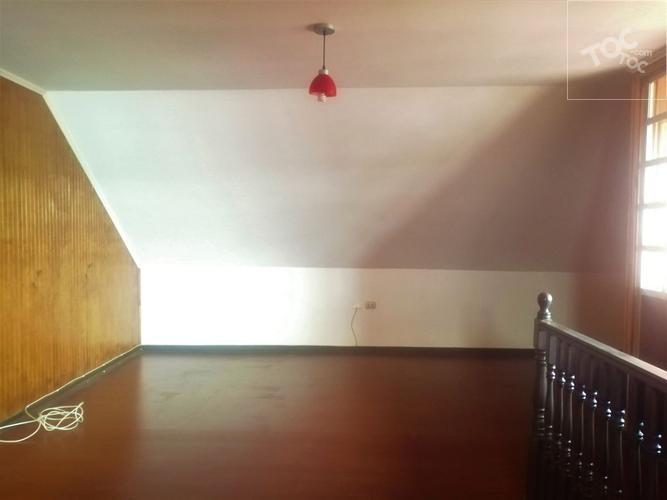 Casa con amplio terreno