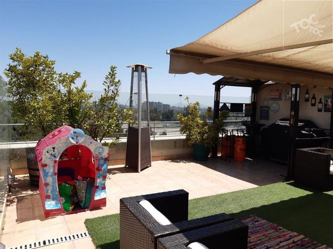 Venta departamento Dúplex ubicado en la comuna de Peñalolén, a pasos de metro Quilín y mall Paseo Quilín