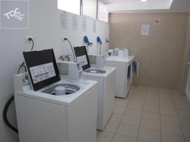 SE VENDE DEPTO TOTALMENTE AMOBLADO EN EDIFICIO VIÑA CLUB