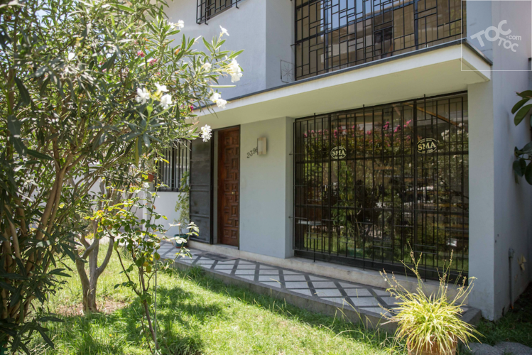 ESPECTACULAR ARRIENDO CASA USO COMERCIAL EN ÑUÑOA