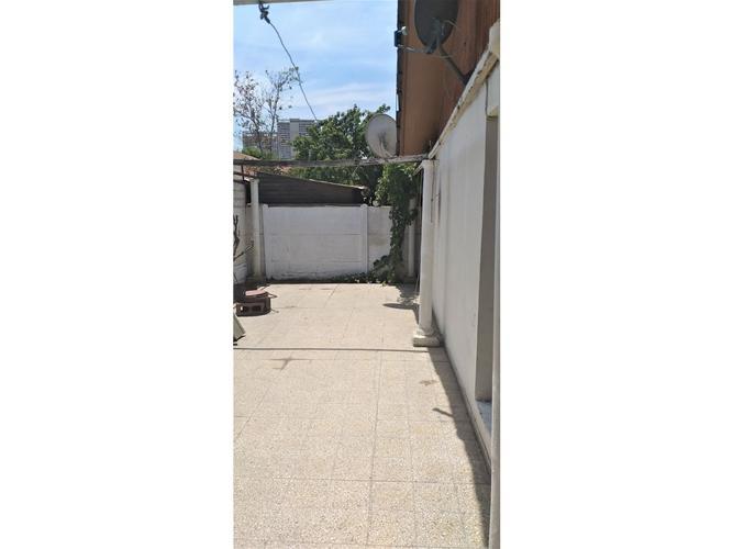SE VENDE CÓMODA CASA FRENTE AL MALL FLORIDA CENTER