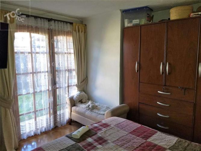 Casa de 2 pisos en Lia Aguirre
