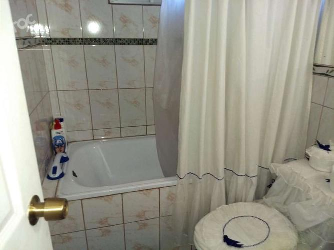 Casa de 2 pisos en Lia Aguirre