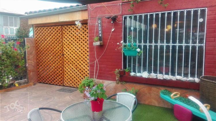Casa en Villa Humberto Díaz