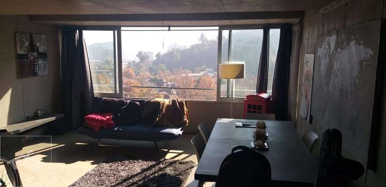 Departamento tipo loft de 3 pisos