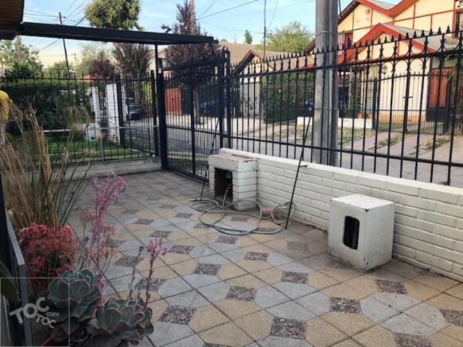 Se vende casa 4 dormitorios 2 baños