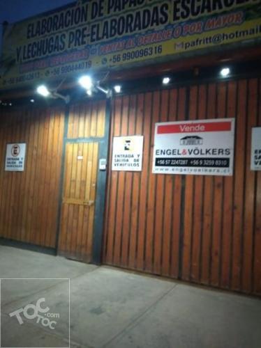 Casa dos Pisos /Alto La Pirámide