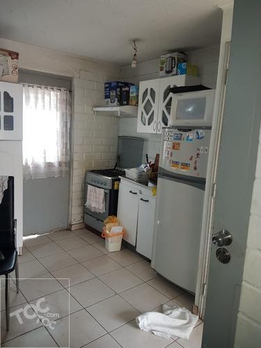 SE VENDE HERMOSA CASA EN: Raval 2094, Renca