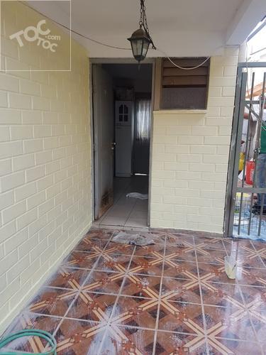 SE VENDE HERMOSA CASA EN: Raval 2094, Renca