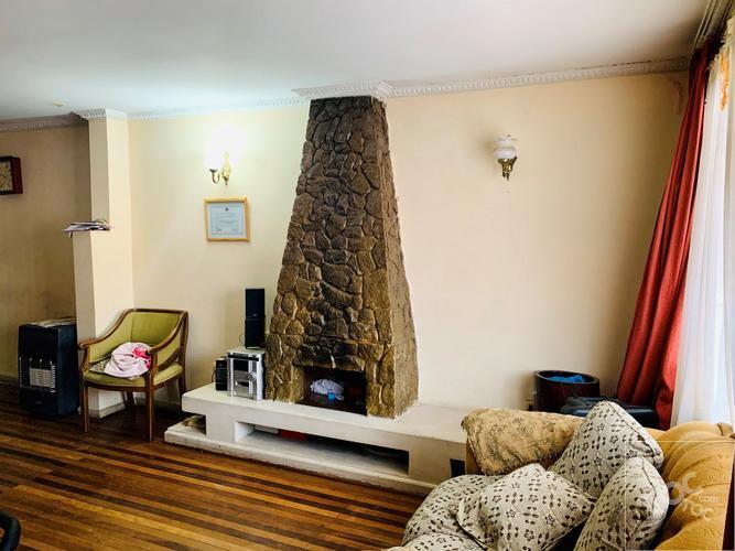 Preciosa casa/ 3 dorm/ bien ubicada