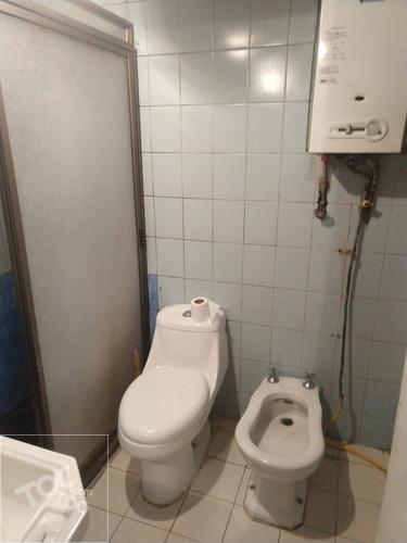 CASA ESQUINA CON LOCAL COMERCIAL