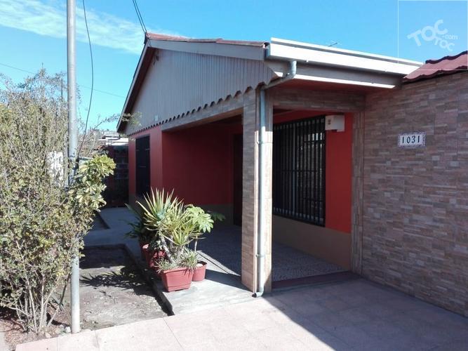 HERMOSA CASA EN PADRE HURTADO