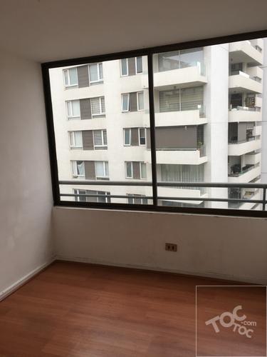arriendo luminoso departamento