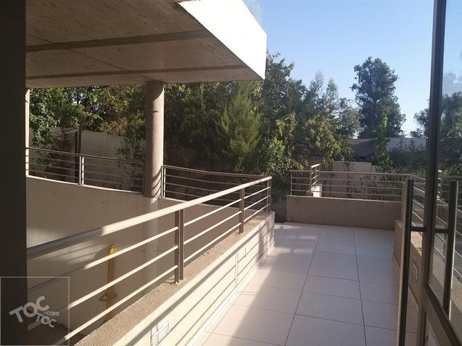 Las Pircas // Colegio Highlands