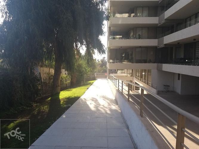 Las Pircas // Colegio Highlands
