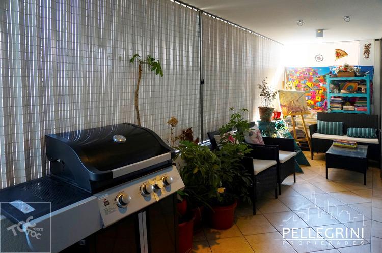 Marchant Pereira 2 dormitorios 2 baños gran terraza 76m2 vista despejada