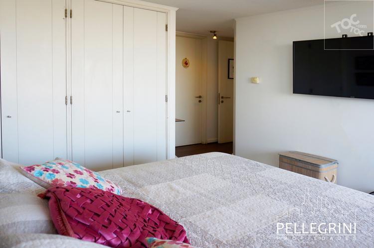 Marchant Pereira 2 dormitorios 2 baños gran terraza 76m2 vista despejada