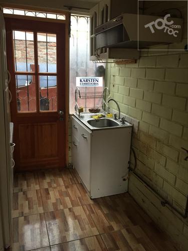 ARRIENDO CASA DE DOS PISOS CON 3D 1B EN COMUNA DE QUILICURA / VILLA LOS ADOBES