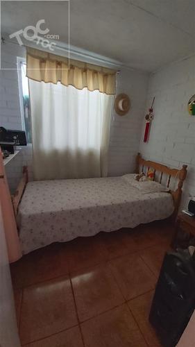 3 dormitorios y 1 baño a cuadras del metro Elisa Correa