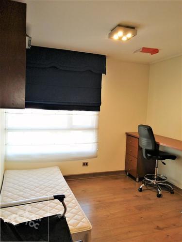 PENTHOUSE EL VERGEL CON LOS LEONES