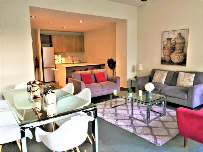PENTHOUSE EL VERGEL CON LOS LEONES