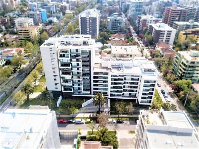 PENTHOUSE EL VERGEL CON LOS LEONES