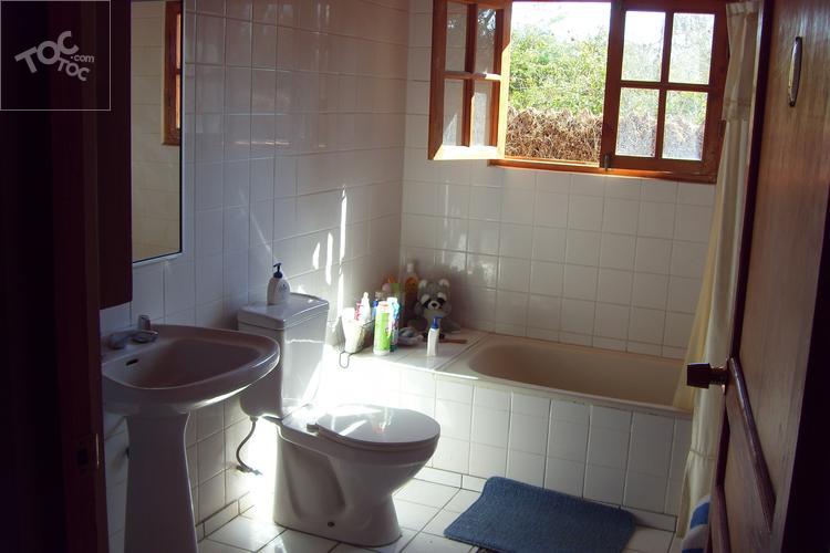 OPORTUNIDAD Parcela con casa y cabaña cuidador