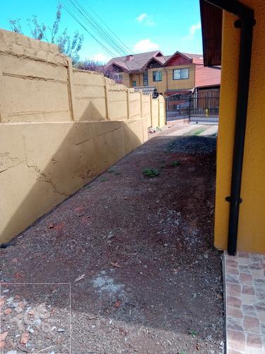 Vendo amplia casa en Lomas de San Sebastián, Las Princesas