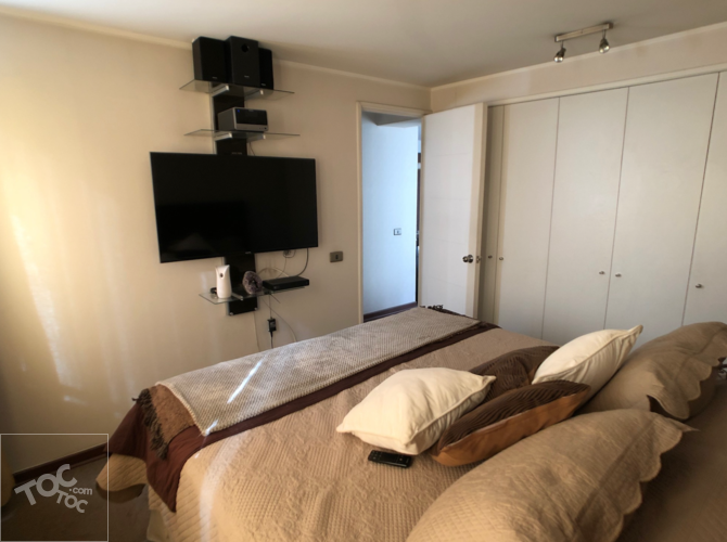 Avenida Santa Maria 571A, Recoleta