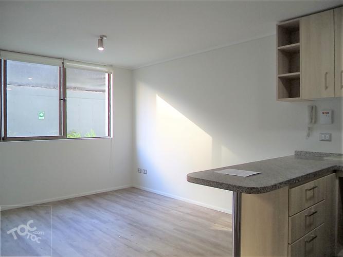 ARRIENDO METRO ÑUBLE / SANTA ELENA / CELIA SOLAR