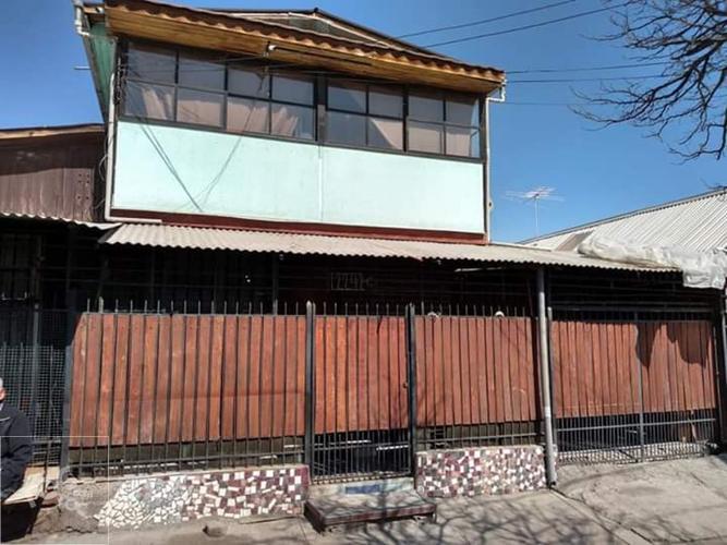 Se vende amplia casa en El Bosque