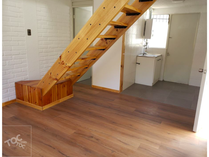 Casa 2D buena ubicación en Villa alemana
