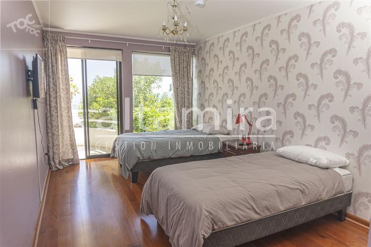 CASA EN AV. ARTURO PRAT - VISTA MAR