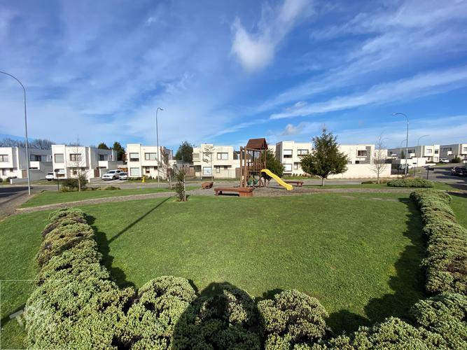 Vendo Amplia Casa Barrio Cumbres del Sur