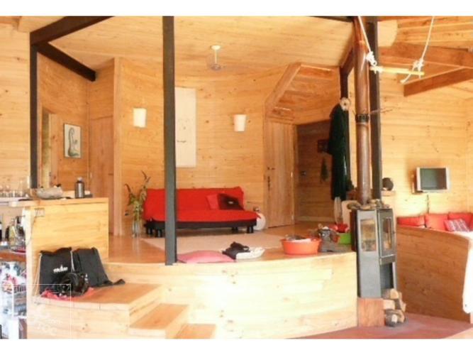 Acogedora casa redonda en condominio kawelluco