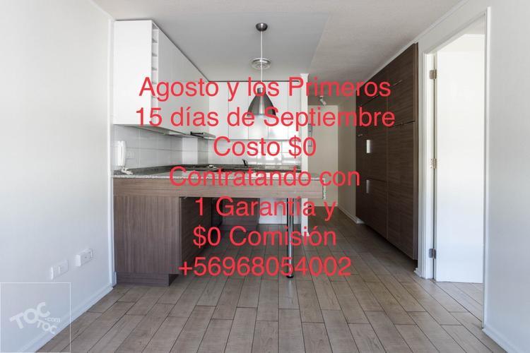 Carmen 368 departamento 907 Comuna Santiago 1 Habitación Grande con Baño en Suite Esq. Sta. Isabel