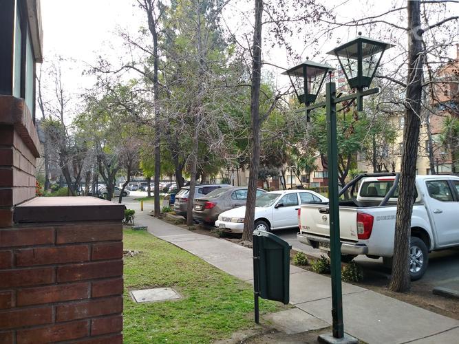 PASOS DE PARQUE ARAUCANO /2 ESTACIONAMIENTOS